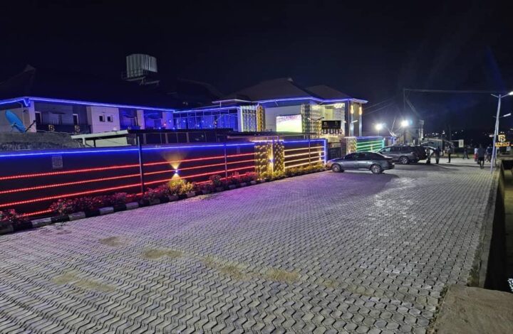 Bpoint Hotel Exterior